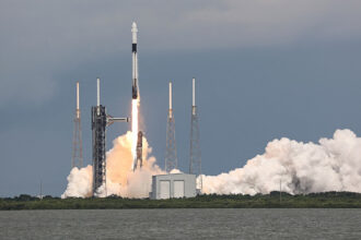 urcati la bord plecam spre marte compania lui elon musk a semnat un parteneriat fara precedent cu agentia spatiala italiana 6895c273e0b74
