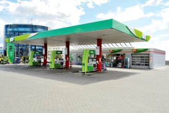 vanzarile de carburanti ale mol in romania in scadere infografic 6895c103119ae