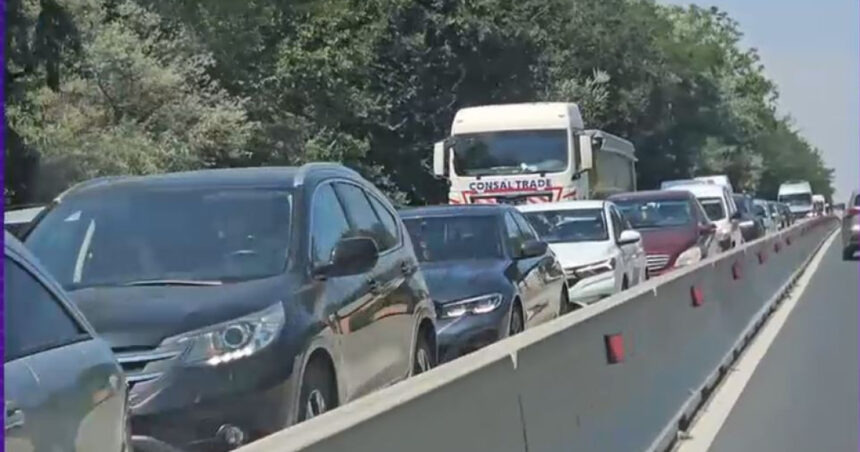 Haos pe drumurile sudului litoralului: trafic sufocant pe DN39! 1 video aglomeratie infernala in sudul litoralului se circula bara la bara pe dn39 68949eebdf186