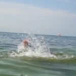 Atenție pe litoralul Eforie! Trei tinere, prinse în furia valurilor și a curenților puternici! Descoperiți cum s-a desfășurat intervenția salvamarilor 2 video alerta la eforie trei tinere surprinse de valuri si curentii puternici iata cum s a incheiat misiunea salvamarilor 68a899013f6c8