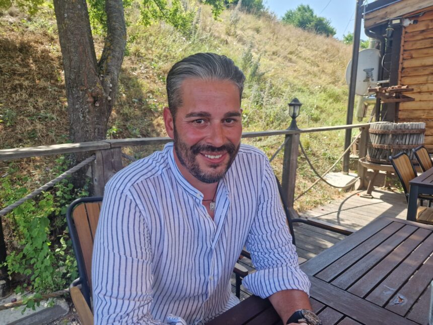Descoperă Limanu: Târgul de carte, folk și poezie aduce un vortex de atracții culturale! 1 video atractii turistice si culturale la limanu incepe targul de carte folk si poezie 68941babbfa2e