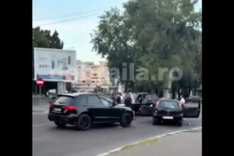 video bataie cu sabii si topoare in trafic in braila politistii ii cauta pe agresori scenele socante au fost filmate de martori 68a5b7b5b2790