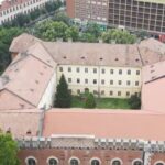 Restaurarea Castelului Huniade: Piesa de rezistență a Timișoarei își redobândește strălucirea! 3 video castelul huniade cea mai veche cladire din timisoara intra in reabilitare 6895af876d1e6