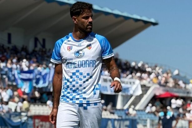 video corvinul hunedoara chindia targoviste s a incheiat a mai ramas un singur meci din a doua etapa a ligii 2 68989fb248914