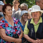 „Cetățenii din Donbas se confruntă cu lipsa apei: șase orașe afectate și acuzații grave la adresa autorităților ruse” 2 video cozi uriase la apa in donbas sase orase raman fara alimentare iar oamenii acuza autoritatile ruse ca ii forteaza sa cumpere 68afe13521310