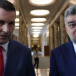 Strategiile guvernului Ciolacu pentru a depăși deficitul: Tanczos Barna dezvăluie o viziune utopică. Ne-ar mulțumi o simplă menținere a economiei! 2 video cum ar fi vrut guvernul ciolacu sa scape de deficit tanczos barna un scenariu idealist o sa ne bucuram daca avem stagnare economica 689119916fb7d