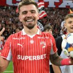 Dinamo - FCSB 4-3: Un meci de neuitat în „Eternul derby” cu 10 reușite pe tabelă! 3 video dinamo fcsb 4 3 dar recordul in eternul derby este de 10 goluri marcate 688e8fd4da71b
