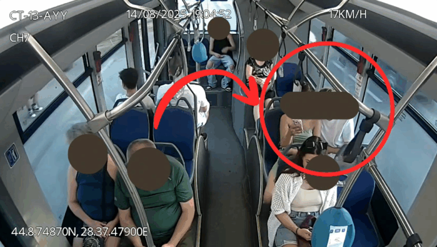 Două doamne surprinse în timp ce fumează într-un autobuz CT BUS 1 video doua femei au fost prinse fumand intr un autobuz ct bus 68a47a5de78a6