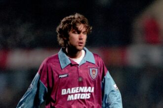 video exclusiv florin raducioiu si golul care a ridicat tribunele de pe boleyn ground in picioare 68add75780535