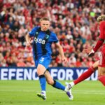 Hugo Ekitike, aplaudat cu entuziasm de fani după reușita sa în confruntarea Liverpool - Bournemouth. Gestul său a impresionat! 3 video exclusiv gestul facut de hugo ekitike dupa golul marcat in liverpool bournemouth fanii l au aplaudat frenetic 689f92e6163d2