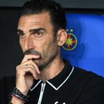 Se aude clar, Charalambous? Becali a dezvăluit formula de start a lui FCSB pentru meciul de retur cu Drita, joi seara la 21:00 pe VOYO! 3 video exclusiv se aude charalambous becali a anuntat echipa de start a lui fcsb in returul cu drita live pe voyo joi de la 2100 6899994cd4628