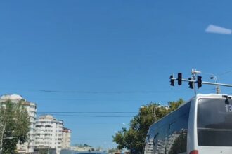 video haos in intersectia de la tomis iii nu merg semafoarele politia dirijeaza traficul 68b190abbff98