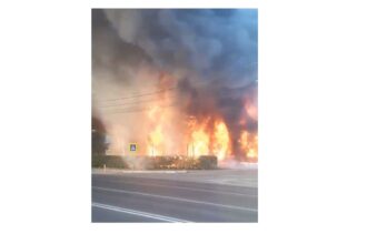 video incendiu de proportii in zona bellagio din mamaia fumul negru se vede de pe plaja 6894d27eb7ec1