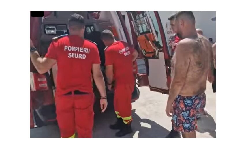Efort dramatic pe plaja din Eforie: Un turist prahovean de 33 de ani, salvat după o experiență aproape fatală! 1 video la un pas de tragedie pe plaja din eforie un turist de 33 de ani din prahova transportat la spital dupa ce a vazut moartea cu ochii 68a070d8d56b1