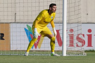 video laurentiu branescu a incasat 7 goluri in conference league 688c67cfaf875