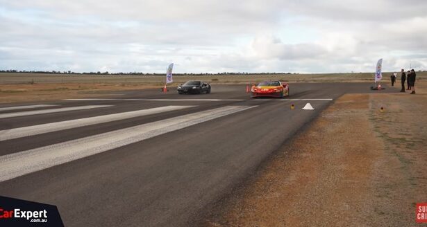 video masina de curse vs masina de strada 6890dcef98dbb