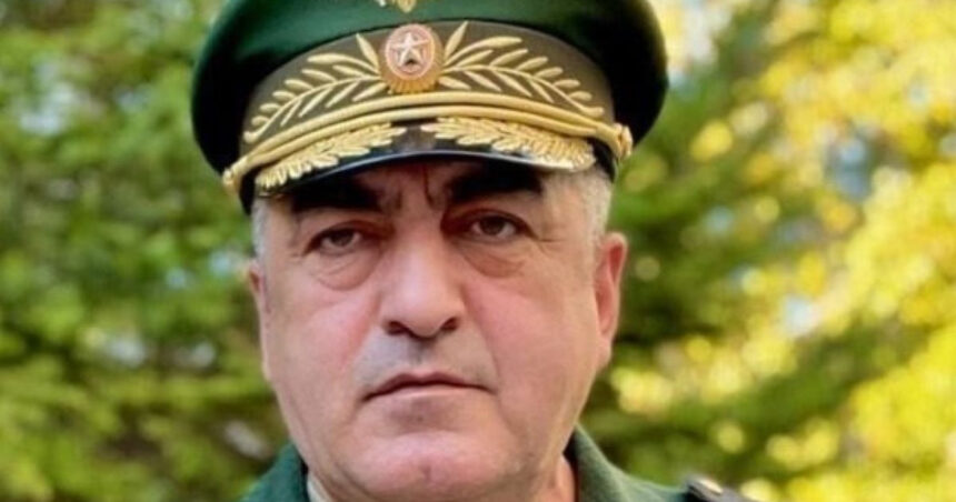 Atacul surprinzător asupra vehiculului generalului rus Esedulla Abacev în zona Kursk: Comandantul a suferit răni severe 1 video momentul in care masina generalului rus esedulla abacev a fost vizata de ucraineni in regiunea kursk comandantul a fost grav ranit 68a5d09884e4b
