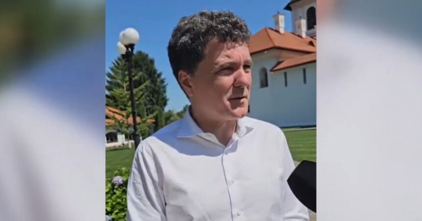 video nicusor dan explica de ce a mers la manastire in loc sa participe la ceremoniile de ziua marinei nu am vrut sa fac anunt 689f4e184a172