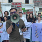 „Studenții se opun: Boicot la începutul anului universitar! Reacția ministrului Educației” 3 video nu faceti ce vreti din noi studentii ameninta cu boicotul anului universitar ce le transmite in replica ministrul educatiei 68a55238d63f9