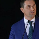 UDMR sugerează soluții inovatoare pentru îmbunătățirea companiilor de stat: Tanczos Barna explică cum autoritățile locale pot integra servicii. 2 video propunerea udmr pentru eficientizarea companiilor de stat autoritatile locale sa poata comasa servicii explicatiile lui tanczos barna 689114e4f33bd