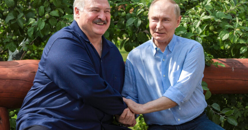 Putin ripostează la Lukașenko: Rusia nu invadează, ci își revendică teritoriile istorice din Ucraina 1 video putin il contrazice pe lukasenko rusia nu ocupa teritorii in ucraina ci recupereaza ce este al ei 688d1492cb11d