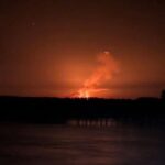 Rușii au atacat Orlovca, iar exploziile au fost observate din diverse colțuri ale României 3 video rusii au bombardat localitatea orlovca peste dunare de judetul tulcea exploziile au fost vizibile din mai multe localitati din romania 6892e55ed1e6e