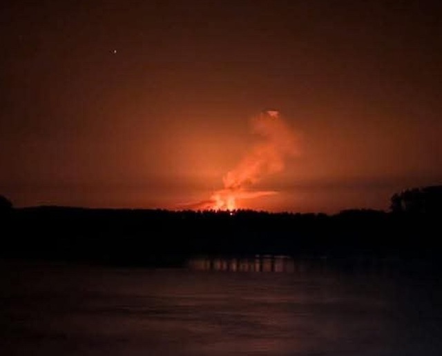 Rușii au atacat Orlovca, iar exploziile au fost observate din diverse colțuri ale României 1 video rusii au bombardat localitatea orlovca peste dunare de judetul tulcea exploziile au fost vizibile din mai multe localitati din romania 6892e55ed1e6e