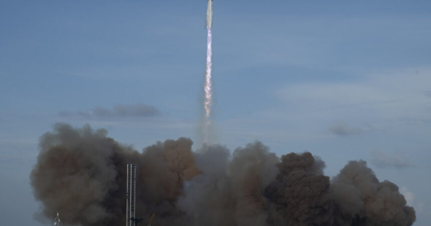 Test de succes pentru Starship: După numeroase încercări eșuate, mega-racheta lui Elon Musk își recâștigă strălucirea! 1 video test reusit pentru starship dupa o serie de esecuri mega racheta lui elon musk marcheaza o revenire de succes 68ae96d3edf53