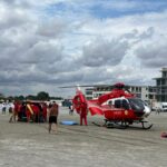 Un bărbat în stare critică pe plaja Venus, salvat de intervenția elicopterului SMURD 3 video un barbat se zbate intre viata si moarte dupa ce i s a facut rau pe plaja venus a intervenit elicopterul smurd 68a44c8c24a51