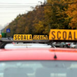 Un student a suferit un infarct în timpul examenului auto, pe traseu. Ce reproșuri i se aduc polițistului examinător? 2 video un elev a facut infarct chiar in timpul examenului auto la traseu ce acuze i se aduc politistului examinator 6899ac7694e4d