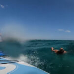 Un român și cei doi copii ai săi au fost salvați de la înec în Grecia de un îndrăzneț surfer pe placă. 2 video un roman si cei doi copii ai sai au fost salvati de la inec in grecia de un practicant de stand up paddle 68a78436ccc9d