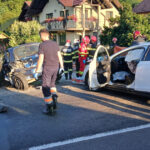Tragedie pe Valea Oltului: Un copil de 3 ani și-a pierdut viața, iar șase persoane sunt internate; circulația este oprită complet. 2 videofoto accident grav pe valea oltului un copil de 3 ani a murit sase persoane au ajuns la spital traficul este complet blocat 68aeb2e28e41c