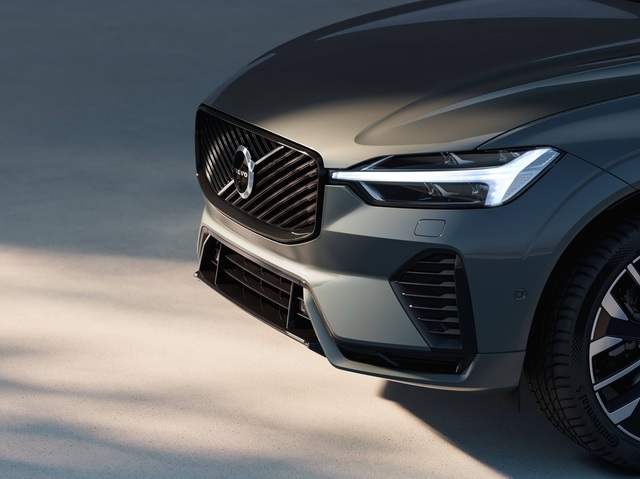 Volvo înregistrează a cincea lună consecutivă de declin: Vânzările pe segmentul electric au scăzut cu un sfert, iar motoarele cu combustie nu se descurcă mai bine. 1 volvo a cincea luna consecutiva de scaderi in acest an pe segmentul electric a pierdut un sfert din vanzari dar nici motoarele cu combustie nu se simt prea bine 68922b573ae67