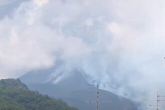 vulcanul etna erupe din nou a fost emisa o alerta pentru traficul aerian 68ad46c549996