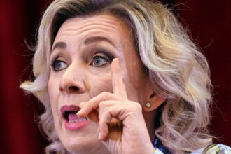 zaharova se dezlantuie la adresa lui macron si acuza franta ca are o ideologie de necrofagi 68b1bf571a3cb