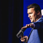 Arma fatală descoperită în cazul lui Charlie Kirk: Ce tip de pușcă a fost folosită împotriva influencerului pro-Trump? 2 a fost gasita arma care l a ucis pe charlie kirk cu ce tip de pusca s a tras asupra influencerului lui trump 68c2df3c4d731