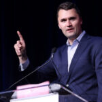 Charlie Kirk, activist conservator, onorat post-mortem cu Medalia Libertății, anunț făcut de Donald Trump. 2 activistul conservator charlie kirk va fi decorat post mortem cu medalia libertatii anuntul facut de donald trump 68c2ed4ed264a