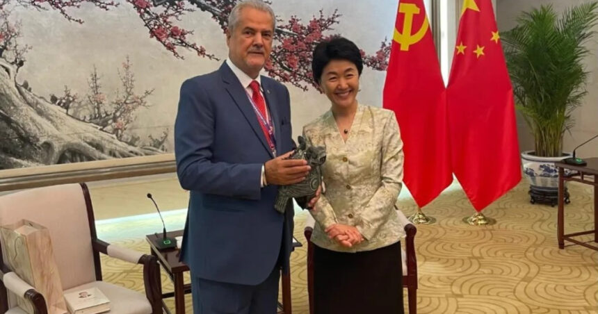 Adrian Năstase la defilarea militară din Beijing, alături de liderii Xi Jinping, Vladimir Putin și Kim Jong-un 1 adrian nastase participa la parada militara de la beijing unde vor fi prezenti xi jinping vladimir putin si kim jong 68b71e034808a