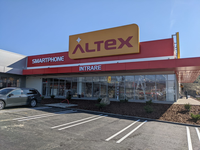 Altex se pregătește pentru o deschidere grandioasă, plină de oferte spectaculoase! 1 altex pregateste o noua mare deschidere promitand super oferte foto video 68b55666d6ccb
