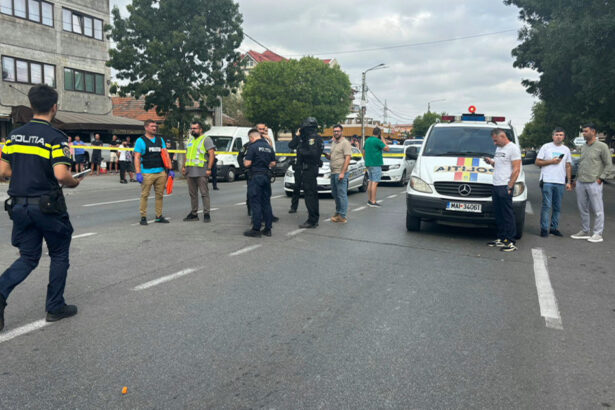 alti patru barbati care au participat la rafuiala din craiova au fost arestati li s a permis sa participe la inmormantarea victimei 68ca903b8c8b8