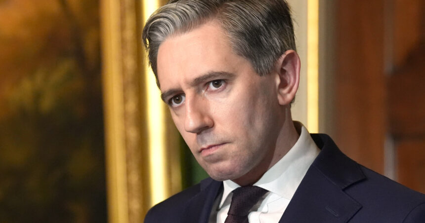 Tensiuni explosive: Reședința vicepremierului Irlandei, ținta unor amenințări repetate în ultima săptămână. Cine se ascunde în spatele intimidărilor la adresa lui Simon Harris? 1 amenintari cu bomba la resedinta vicepremierului irlandei pentru a treia oara in sapte zile cine vrea sa l intimideze pe simon harris 68bddc08bac8c