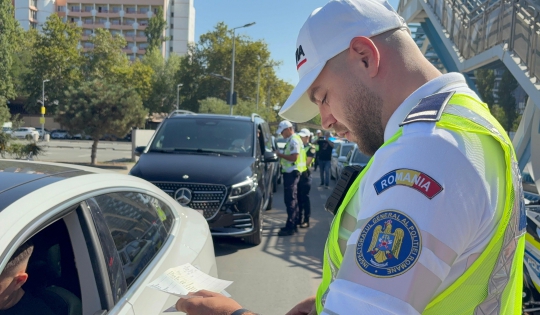 Amenzi uriașe de zeci de mii de lei impuse de polițiștii din Constanța în cadrul operațiunilor Blitz și Blocada 1 amenzi de zeci de mii de lei aplicate in de politistii constanteni in cadrul actiunilor de tip blitz si blocada 68bdcfd9921d1