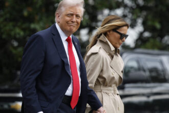 analiza donald trump se indreapta spre marea britanie intr o vizita de stat atent coregrafiata il flatezi il imbunezi il distragi 68c9933af3e44