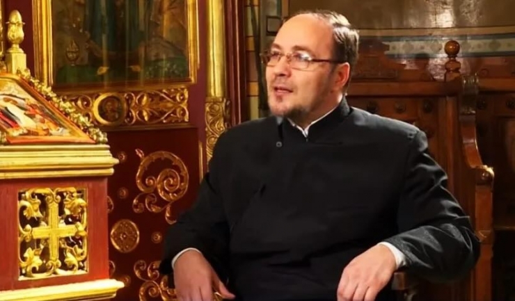 Profesor de religie din Constanța, reținut pentru abuzuri asupra elevilor: caz de pornografie infantilă în atenția autorităților 1 arestat pentru pornografie infantila profesor de religie din constanta acuzat ca ar fi abuzat doi elevi 68d2b36fc6668