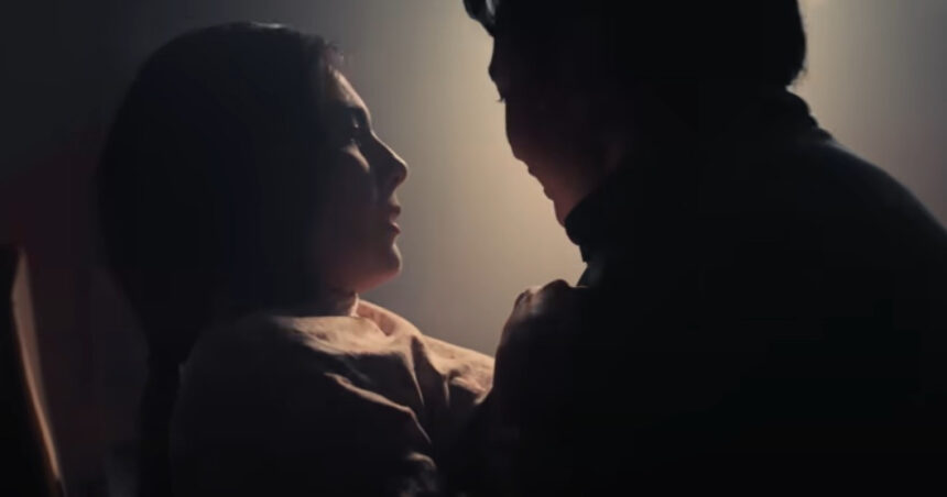 Povestea impresionantă a unei iubiri interzise între un bărbat și soacra sa, expusă de soție pe TikTok, a câștigat popularitate și s-a transformat într-un film captivant. 1 aventura amoroasa dintre un barbat si soacra lui dezvaluita pe tiktok de sotie s a viralizat si a devenit subiect de film 68ce888626060