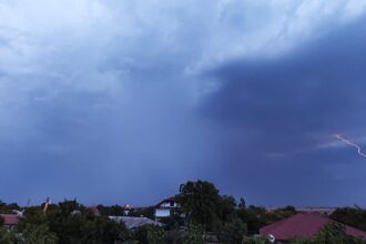avertizare nowcasting cod galben de ploi torentiale in cogealac corbu mihai viteazu istria sacele fantanele gradina vantul va atinge la rafala50 60 km h 68ca9d1e04b3c