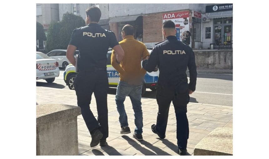 Fiu din Lipnița reținut după ce a agresat-o pe mama sa de 79 de ani 1 barbat din comuna lipnita incatusat dupa ce si ar fi batut mama in varsta de 79 de ani 68d6b66ab49cc