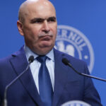 Bolojan: ANPC ar putea opera la capacitate optimă chiar și cu o diminuare de 20% a personalului! 3 bolojan anpc poate functiona cel putin la fel de bine cu o reducere de 20 a posturilor 68b6b481c90d2