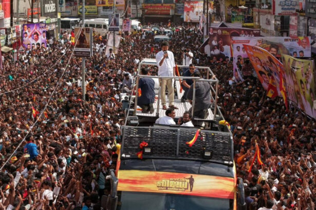 busculada mortala in india la un miting al actorului vijay 36 de morti si peste 50 de raniti 68d852f431c35