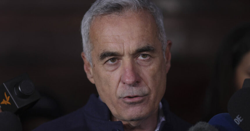 Călin Georgescu sugerează o întoarcere în arena politică: „Nu avem altă opțiune”. În luna mai, declara că își dorește să rămână un „spectator tăcut”. 1 calin georgescu da semne ca revine in viata politica nu exista alta cale in mai spunea ca vrea sa fie un observator pasiv 68daeebc02ff2